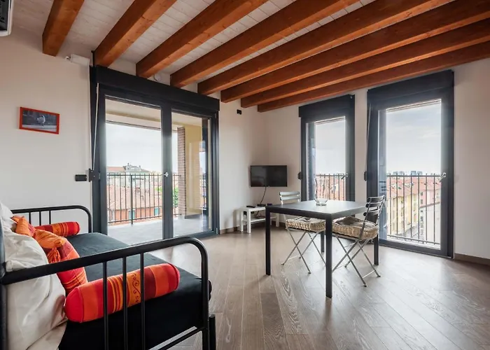 Amazing Flat With A View And Terrace On Navigli By Easylife