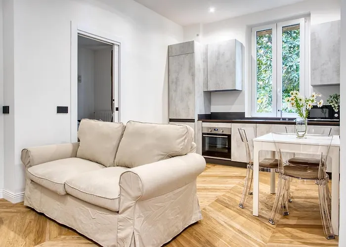 Joivy Stunning Flat With Balcony