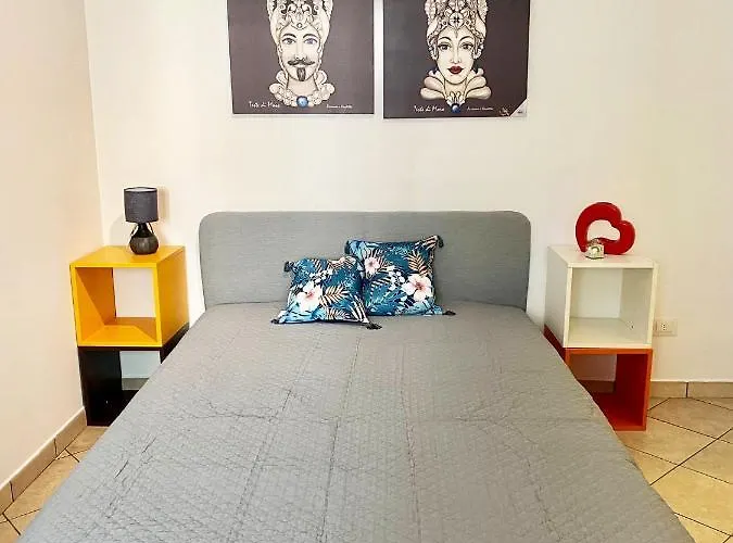 Emma\'S Apartment