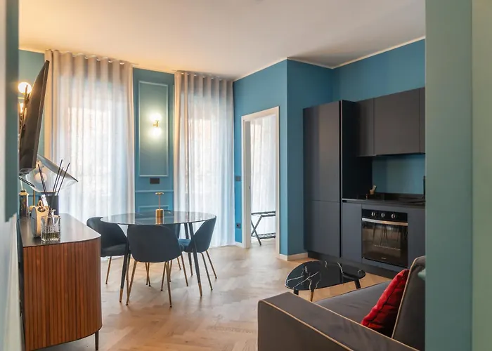 Suite Casa Degli Specchi, Appartamento Di Lusso In Galleria Buenos Aires