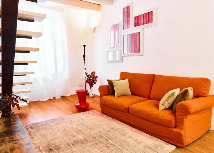 Riverside Loft Navigli - Spacious Two-Bedroom Apartment