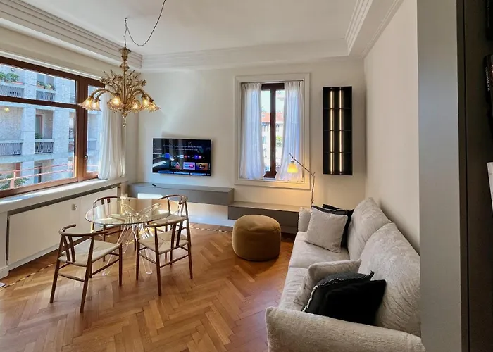 Morozzo 1939 - Quiet And Elegant Apt