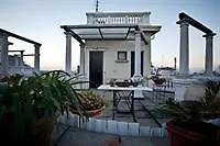 Temporary House - Milan City Center