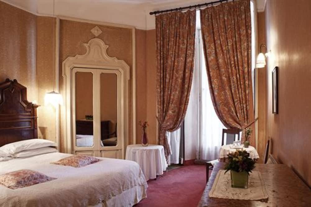 Antica Solferino Hotel 2*