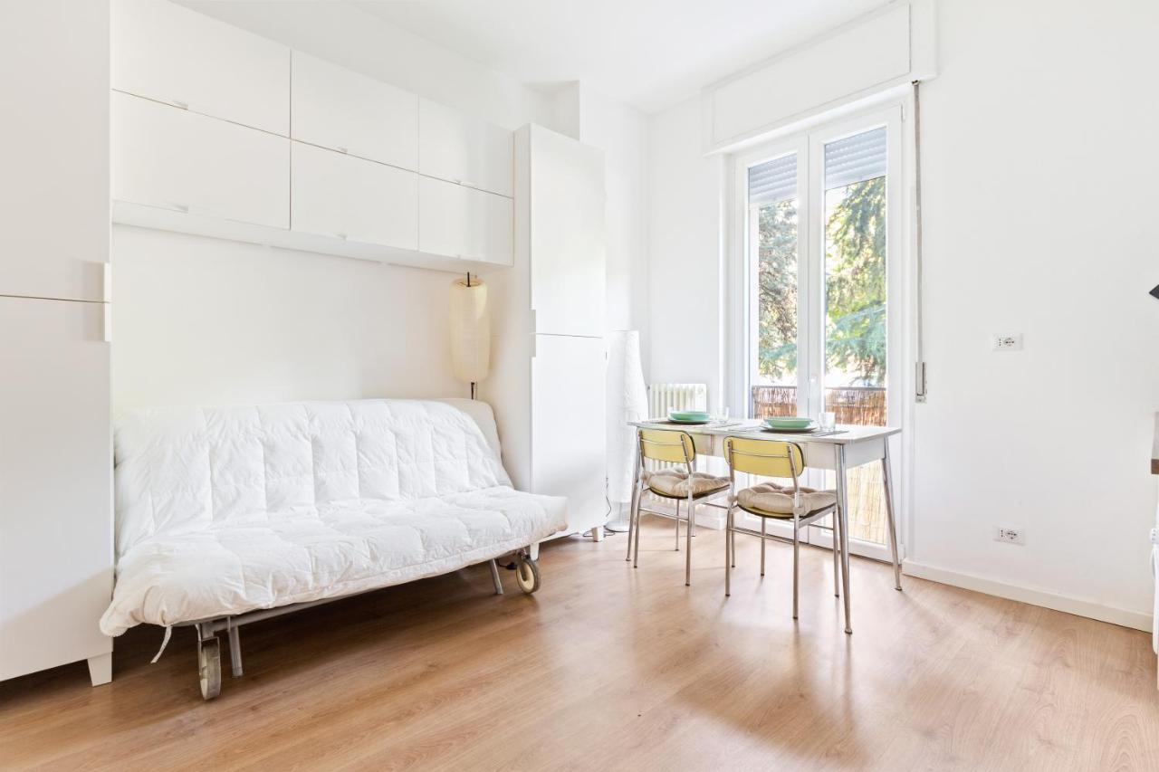 Apartment Famagosta Cosy Mailand