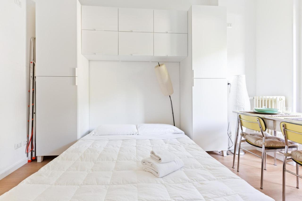 Apartment Famagosta Cosy Mailand