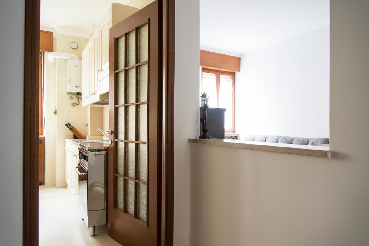 Apartment Youhosty - Sacconi 4