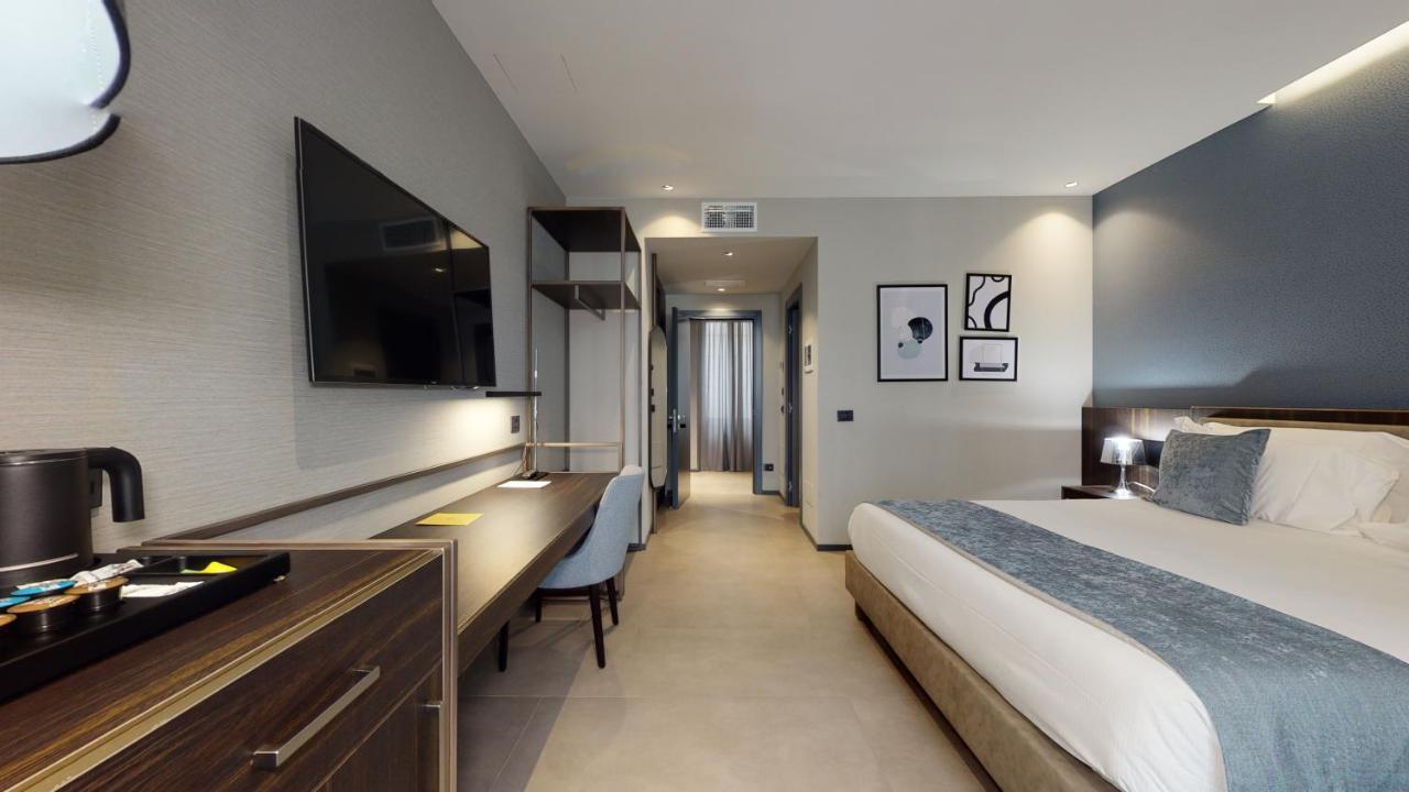 Galleria The Smart Boutique By Ospitami 4*