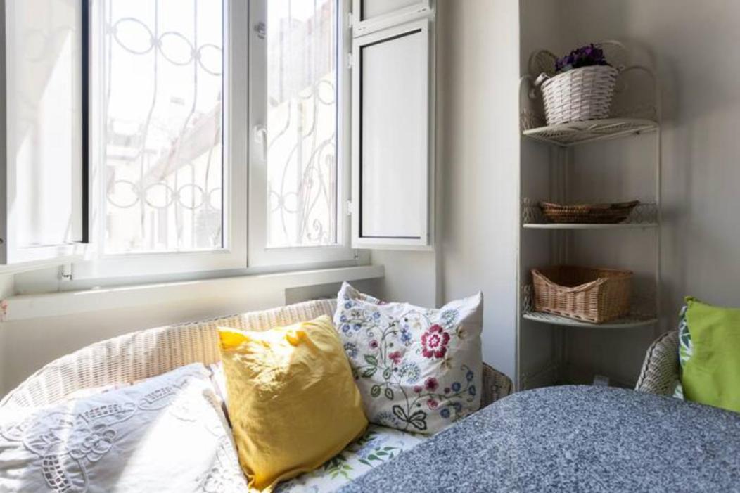 Guesthost - Porta Ticinese Balcony * Milan