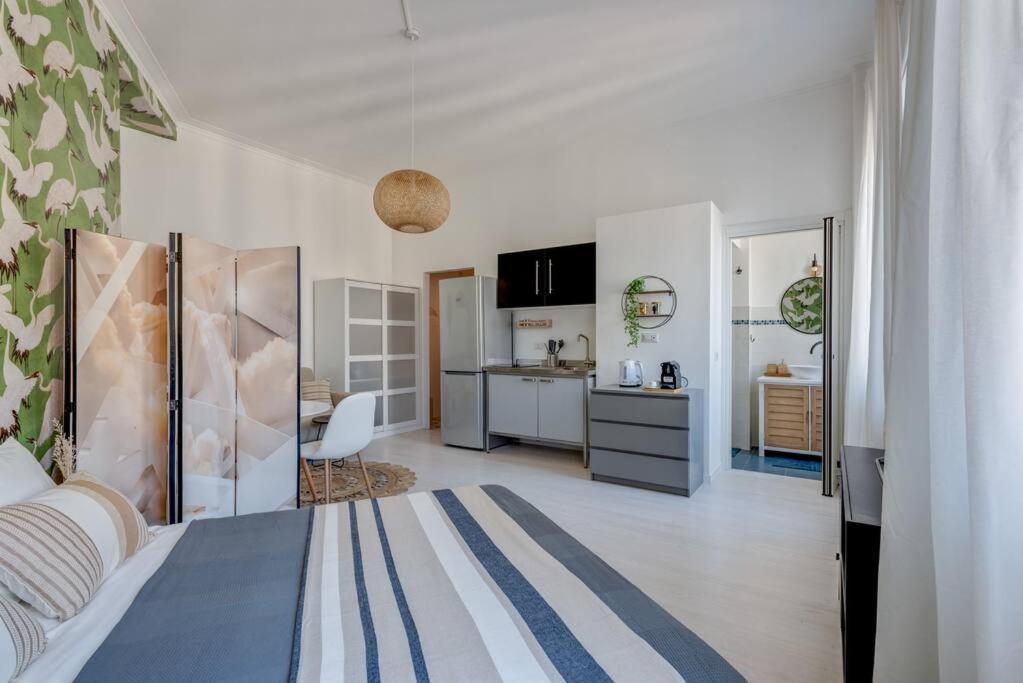 Easylife - Splendid Milan