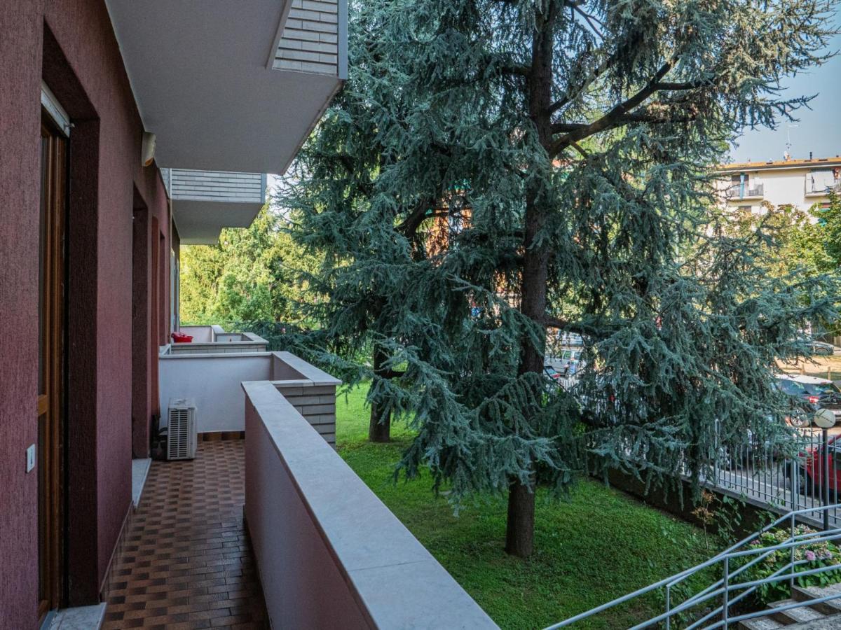Apartment The Best Rent - Large And Bright Two-bedrooms With Balcony