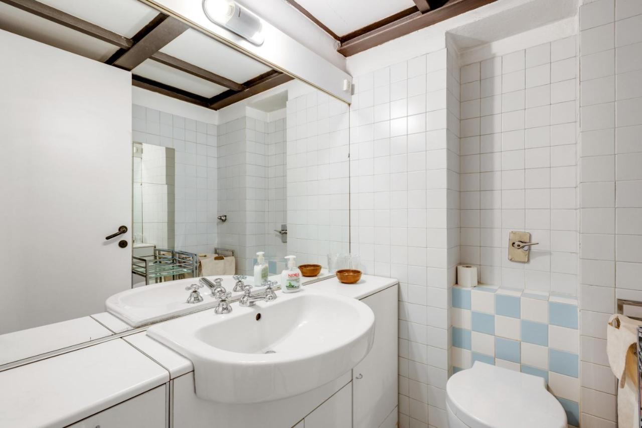 Apartment Delightful And Large Loft In Porta Romana Mailand