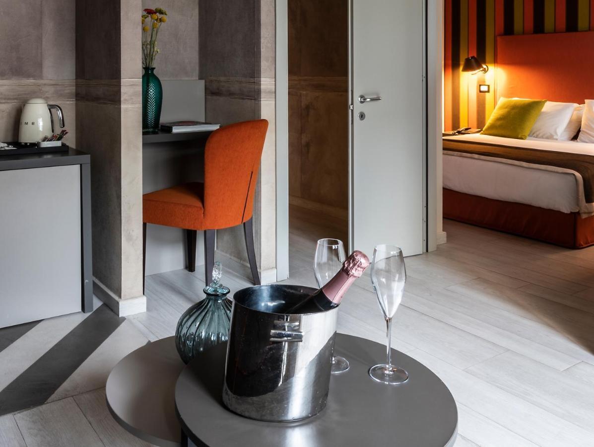 Fifty House Cellini Hotel