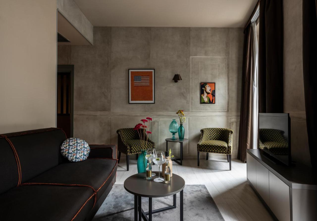Fifty House Cellini