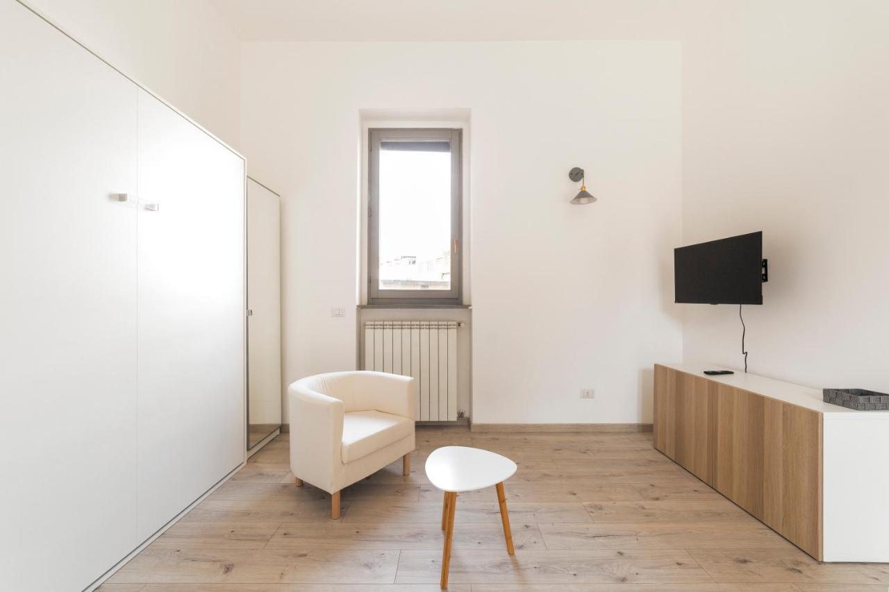 Maciachini Renovated Studio! Apartamento Milão