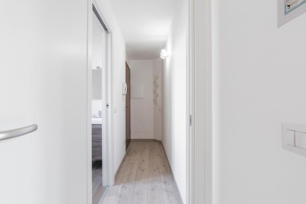 Maciachini Renovated Studio! Apartamento *