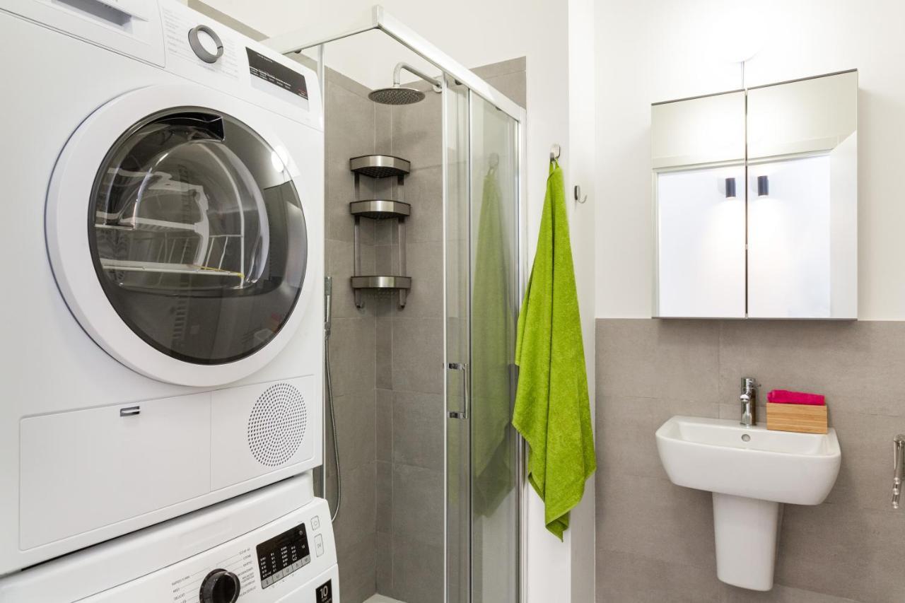 Apartment Joivy Contemporary In Historical Giambellino-lorenteggio *