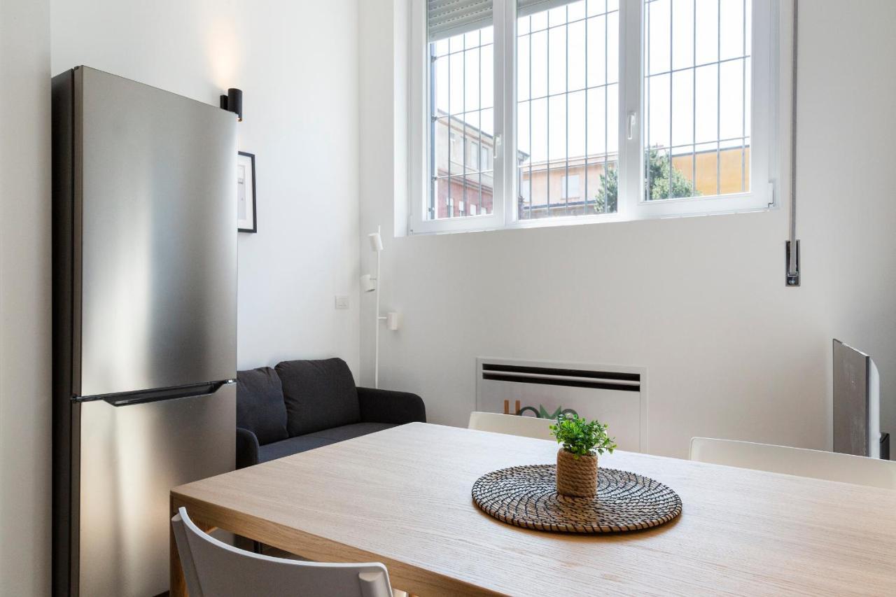 Joivy Contemporary In Historical Giambellino-lorenteggio Apartment *