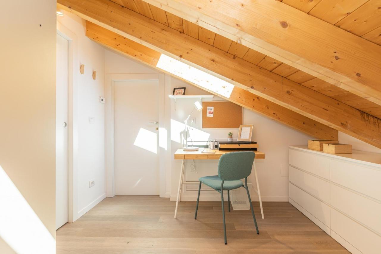 Apartment Joivy Contemporary In Historical Giambellino-lorenteggio Milan