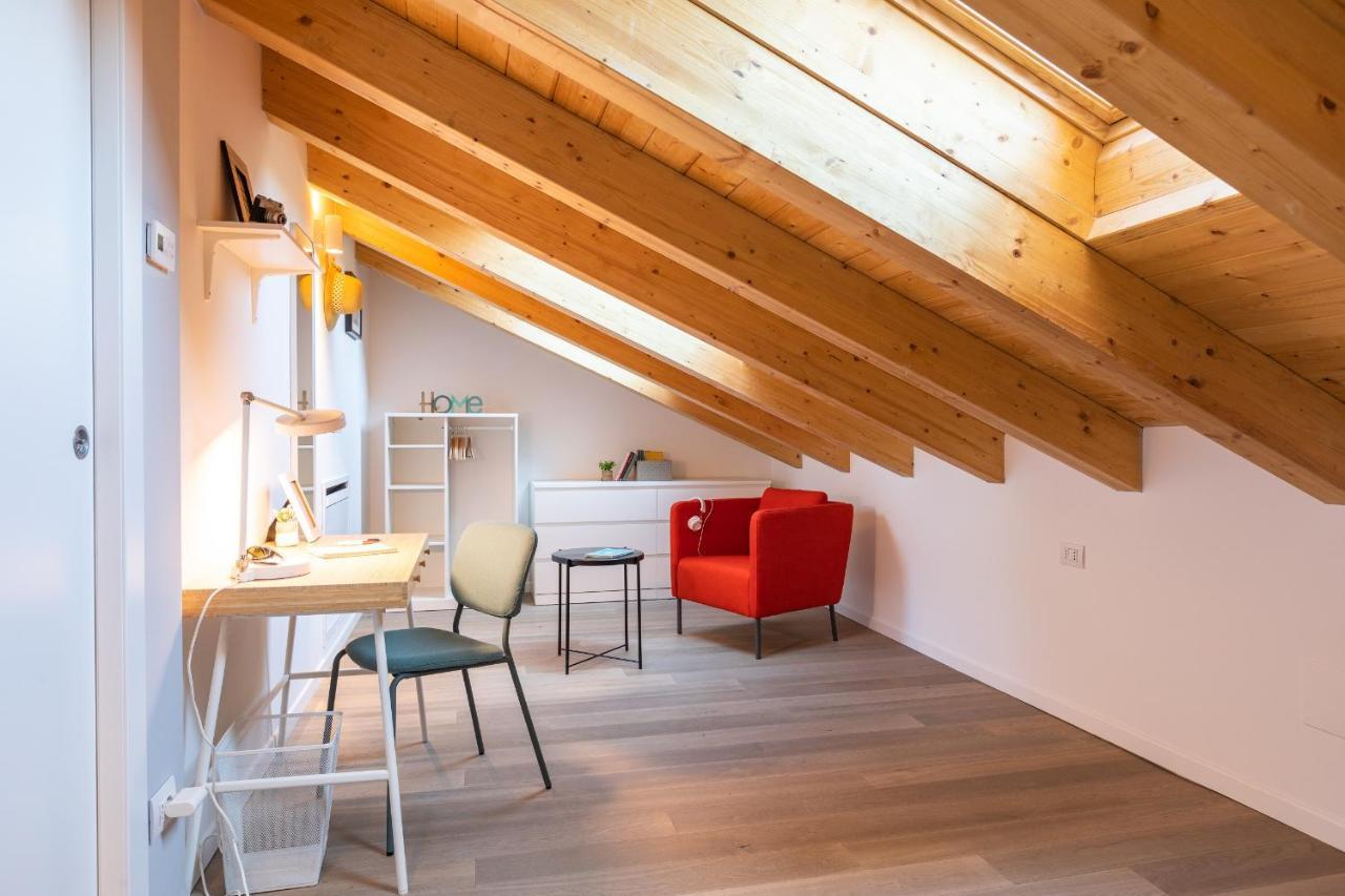 Apartment Joivy Contemporary In Historical Giambellino-lorenteggio *
