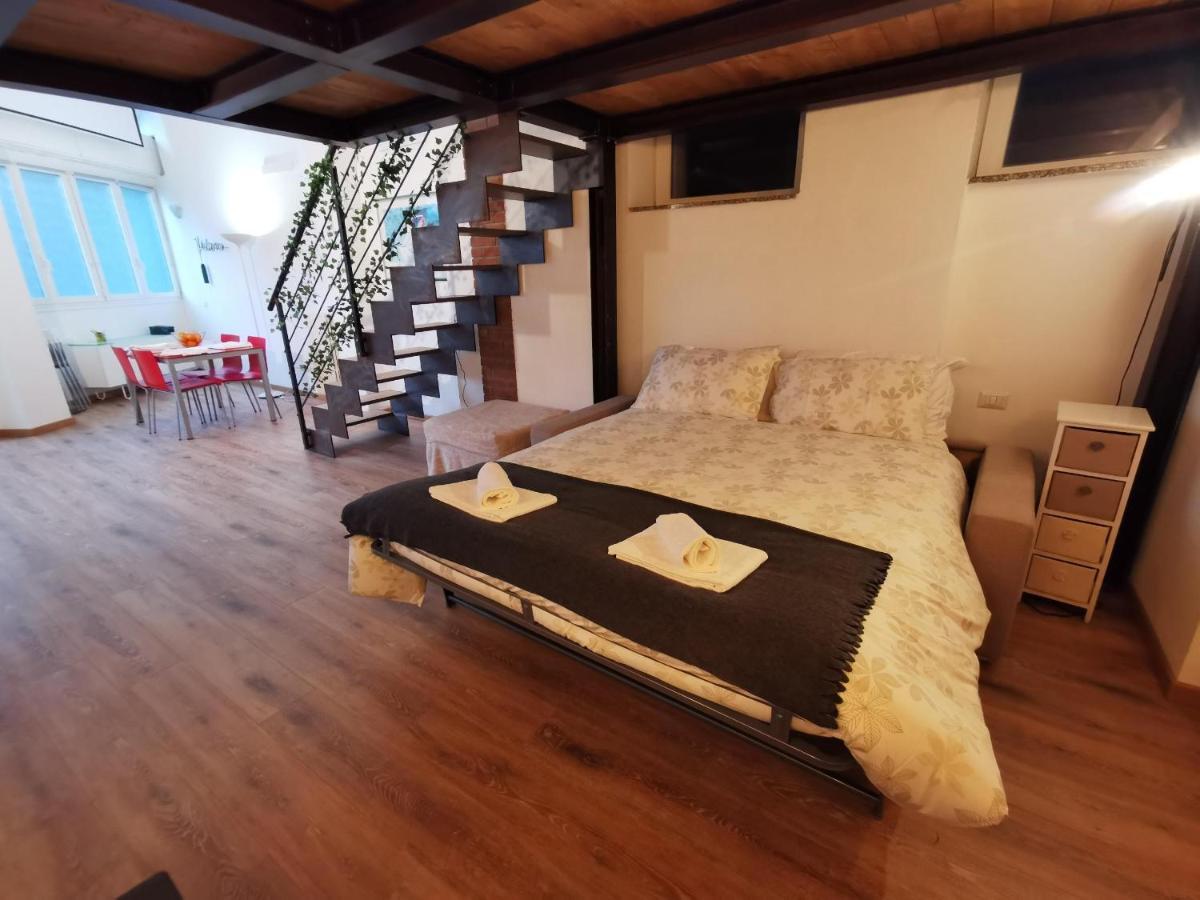 Apartamento Navigli Area- New Loft Fully Equipped 5 Pax