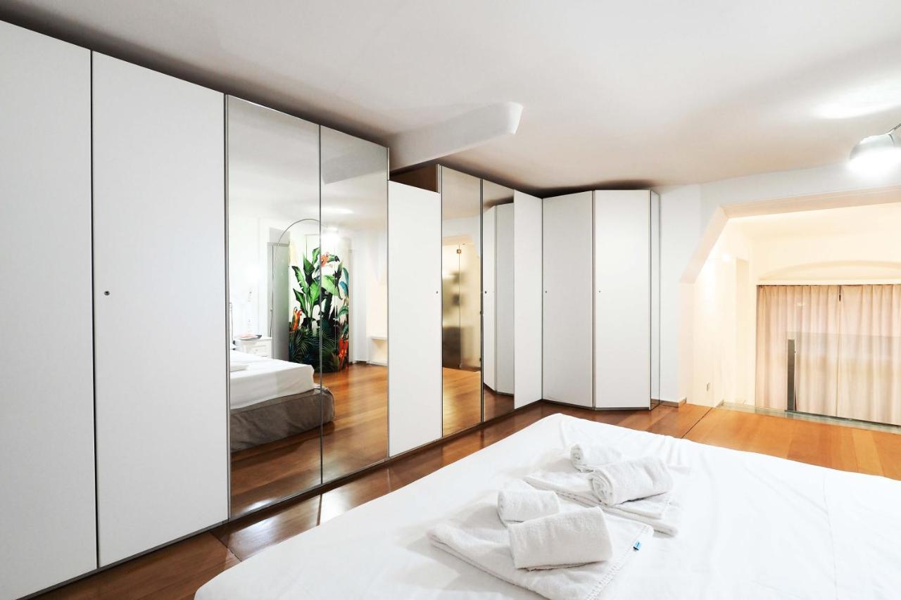 Apartment Charming One Bedroom In Moscova Area Mailand