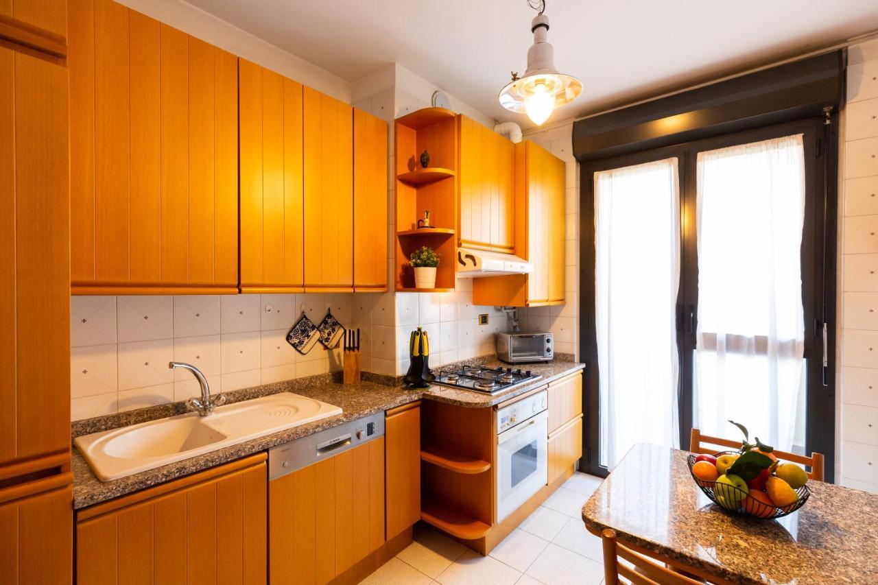 Apartamento Fara Haus Deluxe - 2 Bedrooms Milão