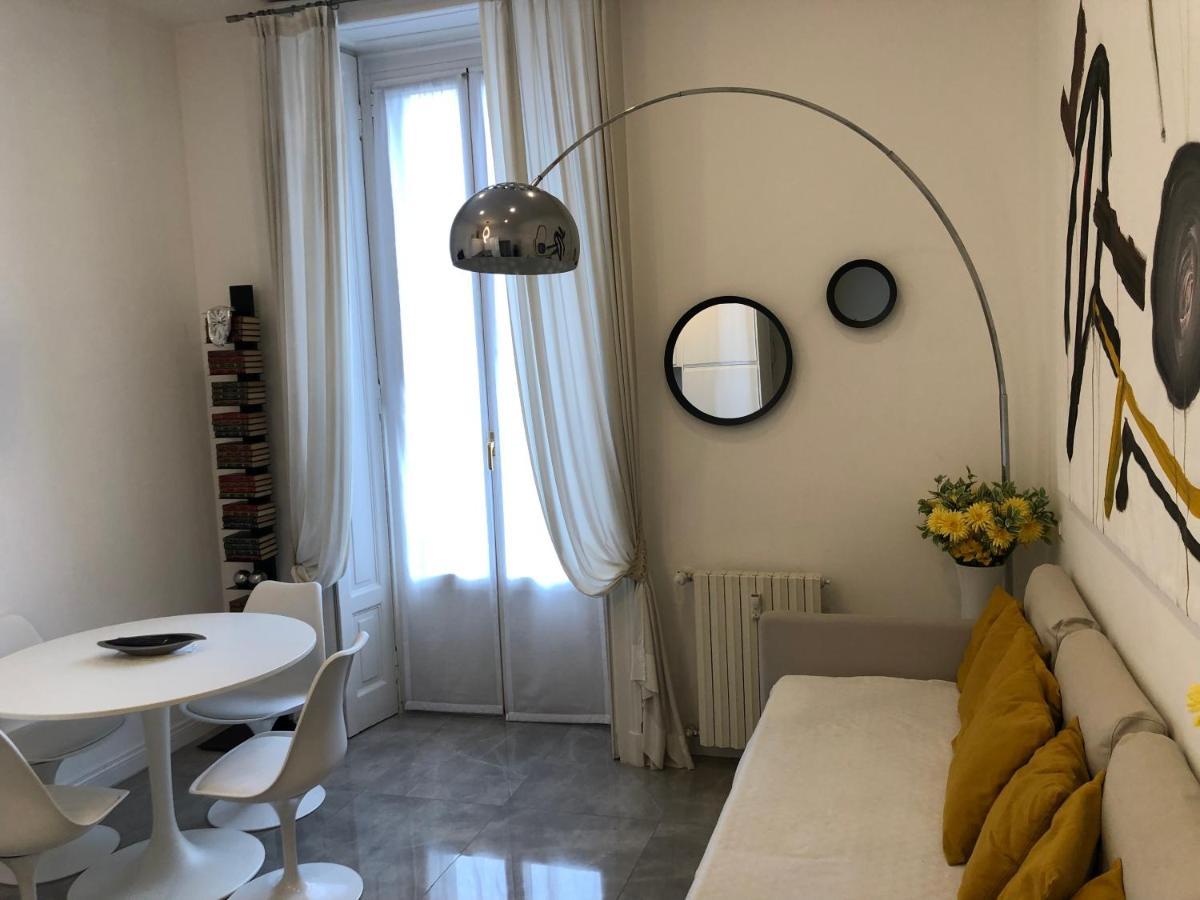 Casa Alberto Da Giussano, Elegante Bilocale In Centro Con Balcone Sul Parco Apartamento Milão