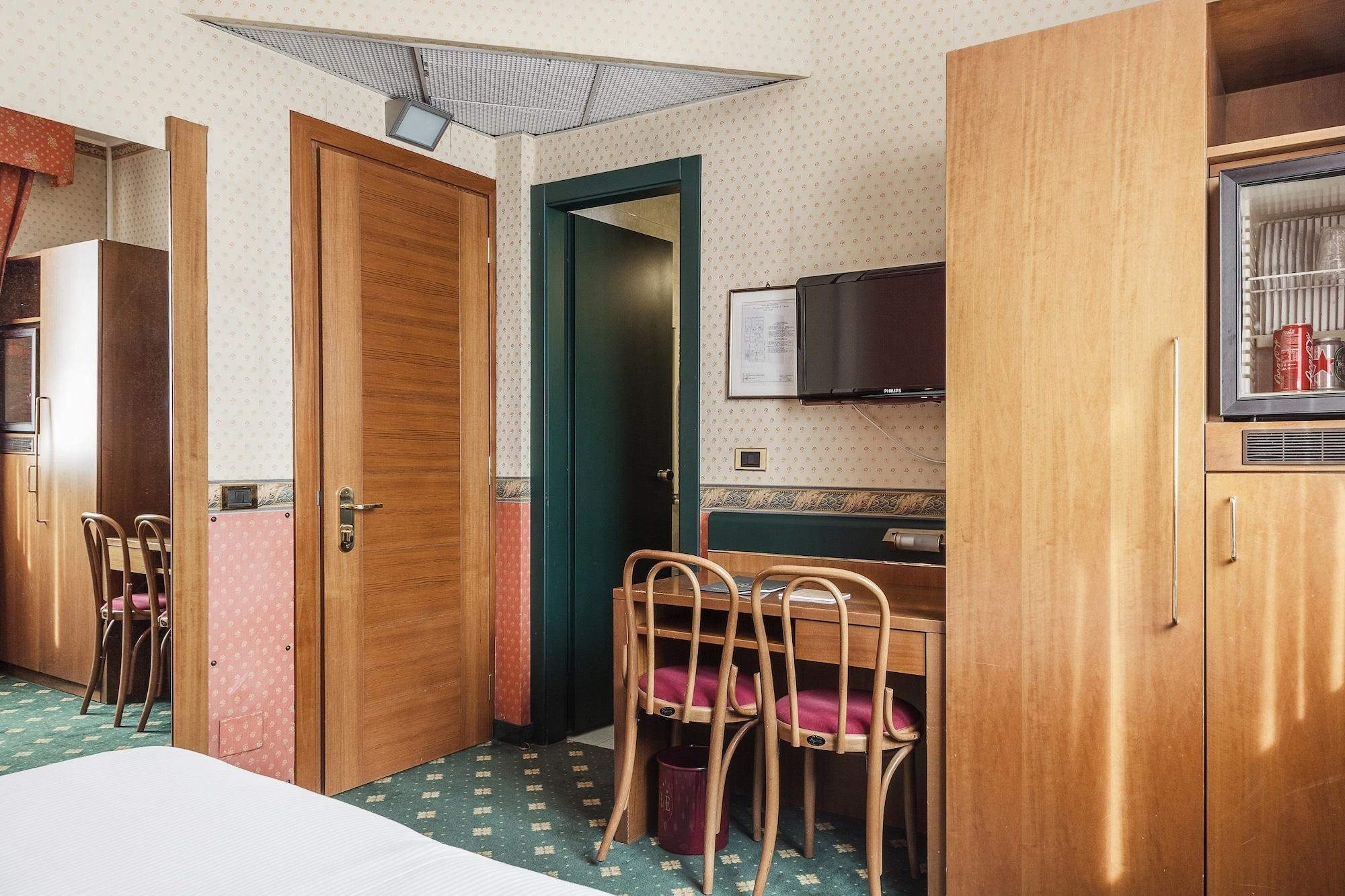Hotel Des Etrangers 3*