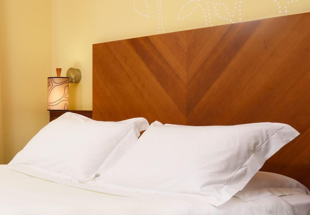 Una Mediterraneo Hotel 4*