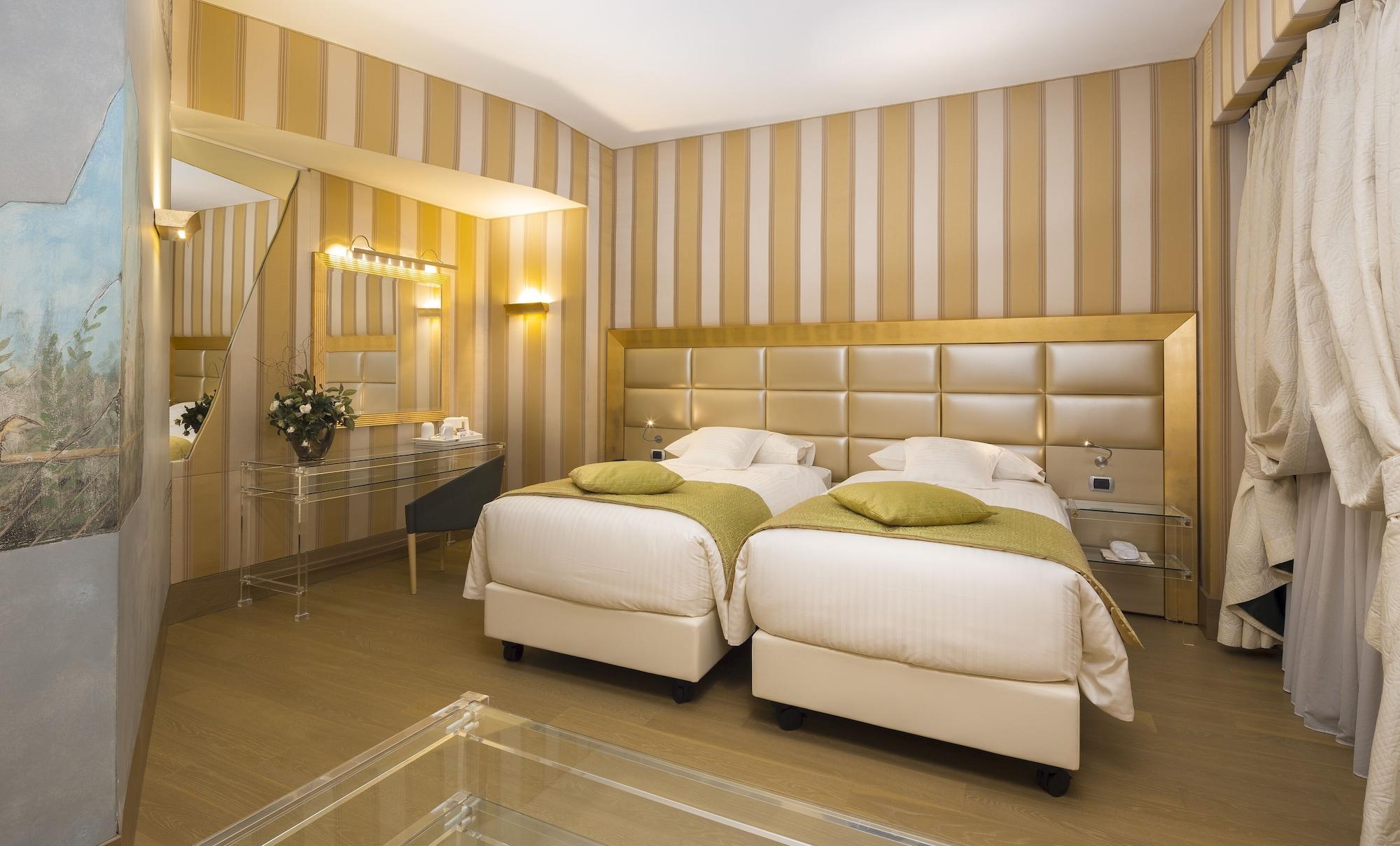 Hotel Antares Rubens