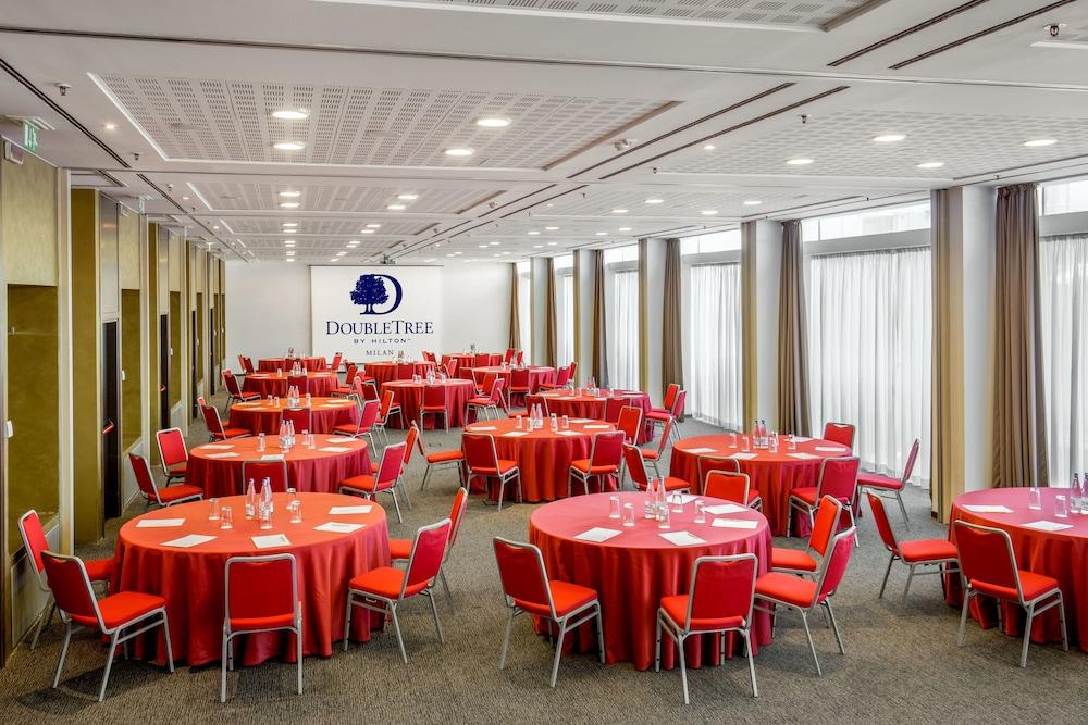 Doubletree By Hilton Mailand