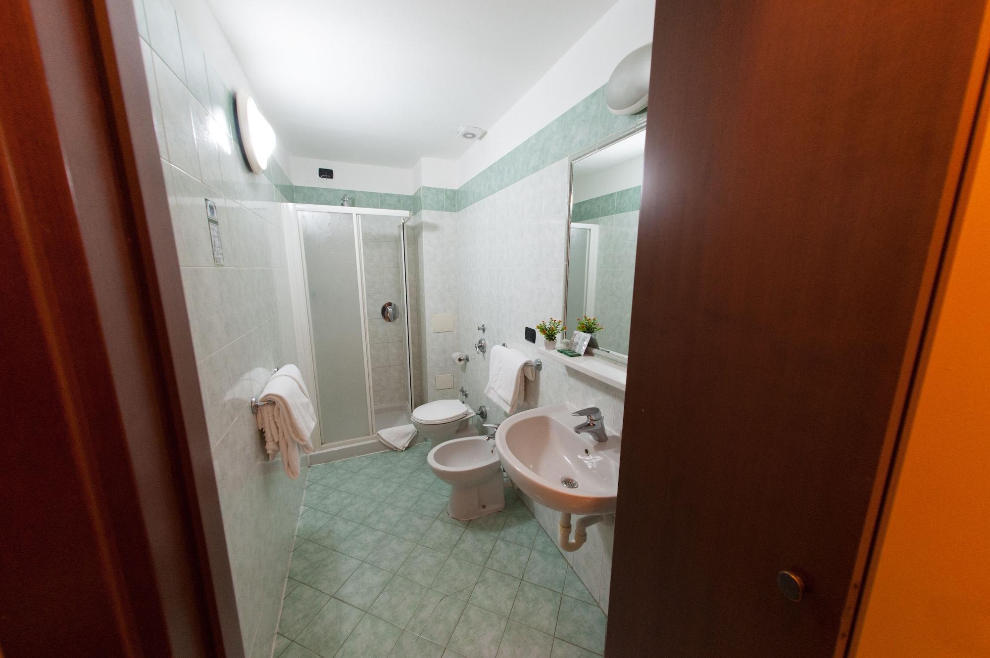 The Best Hotel 2*
