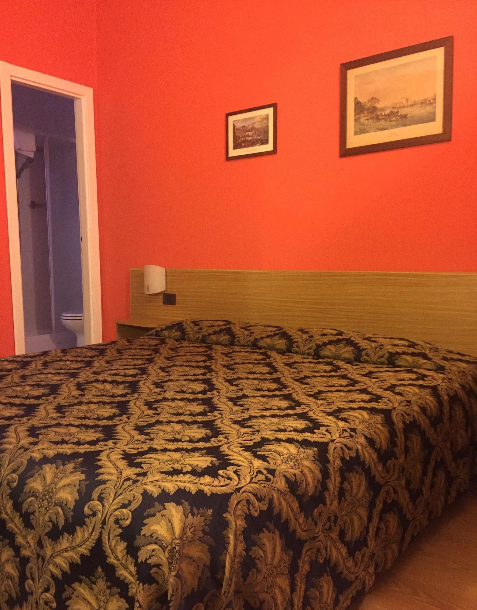 Rex Hotel