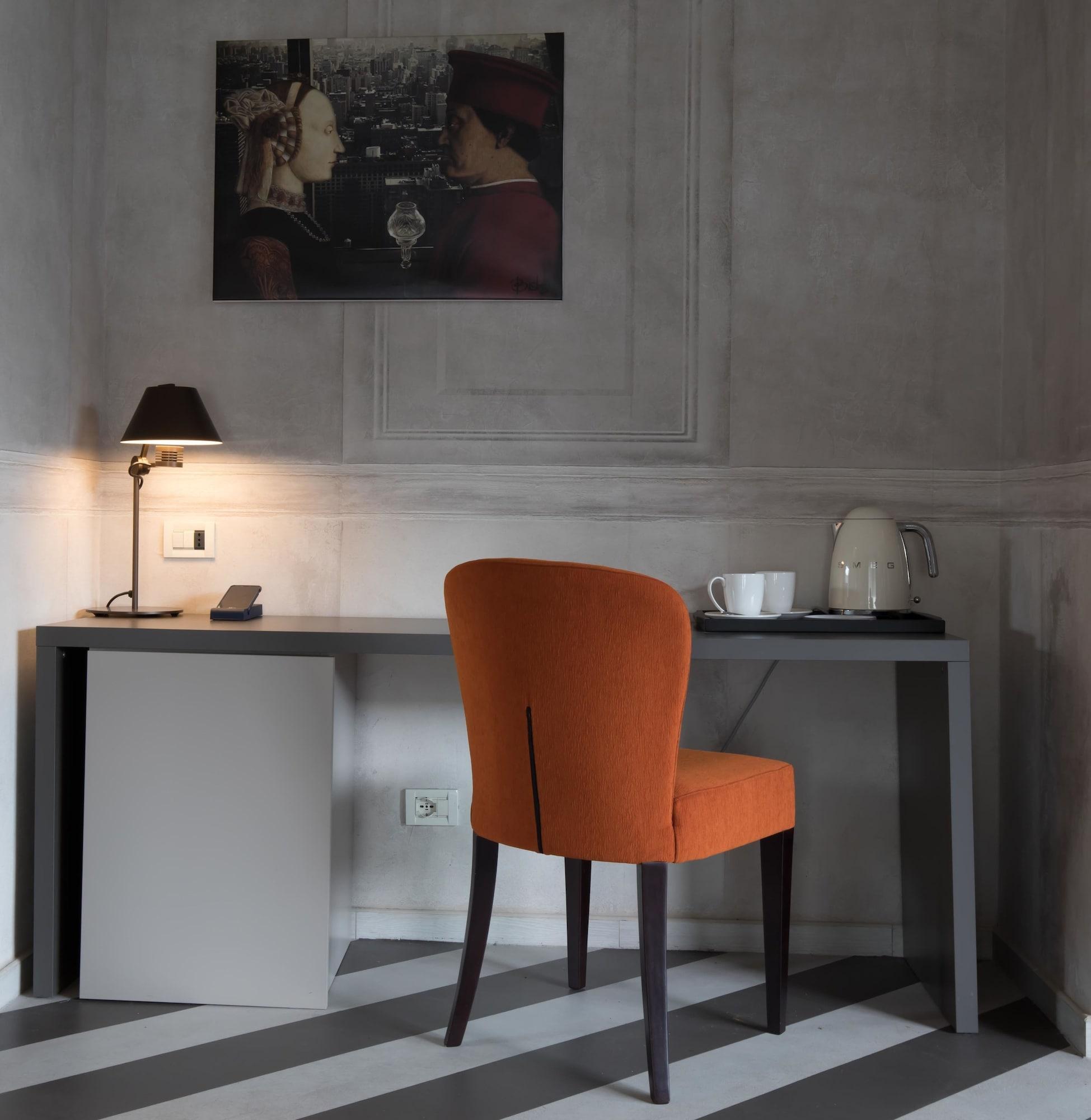 Fifty House Cellini