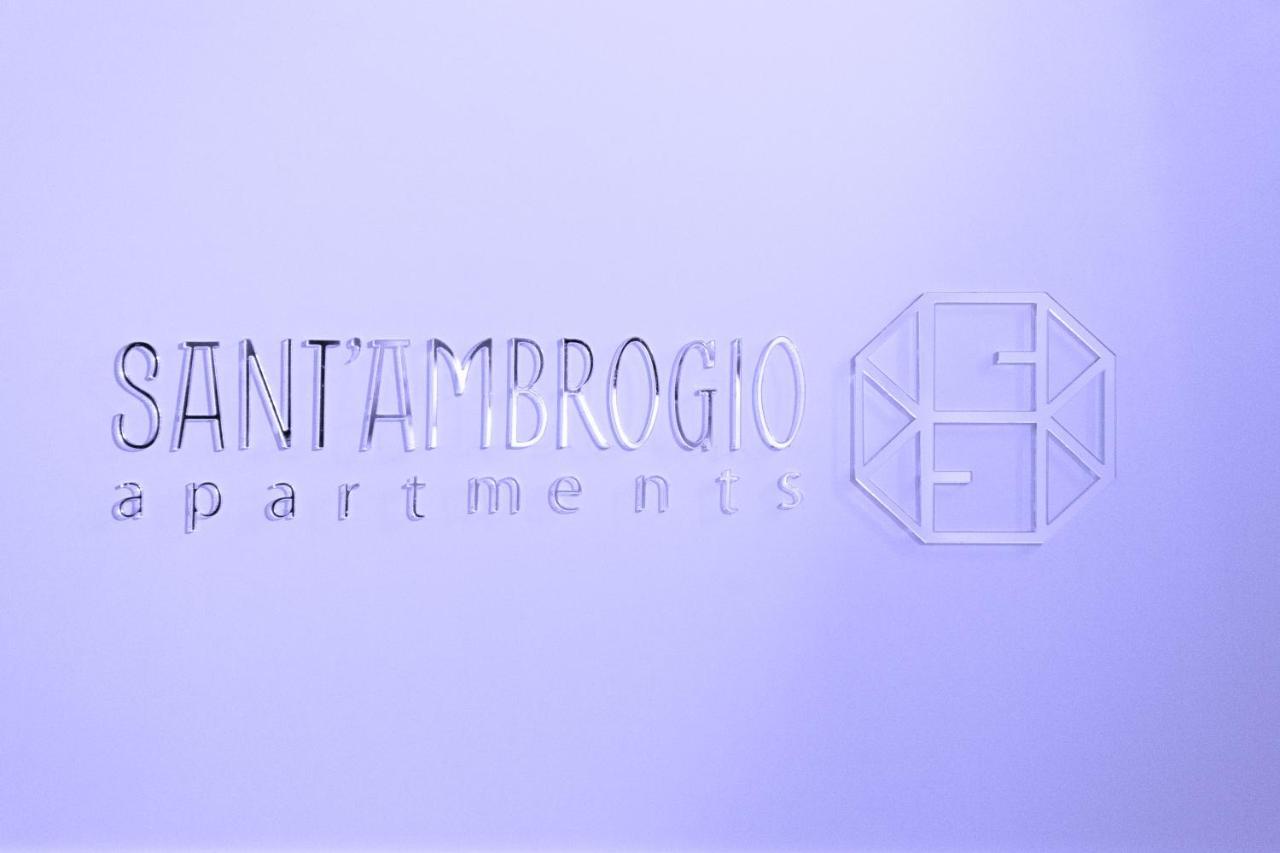 Sant'ambrogio Apartments, Reception H24 Apartamento *