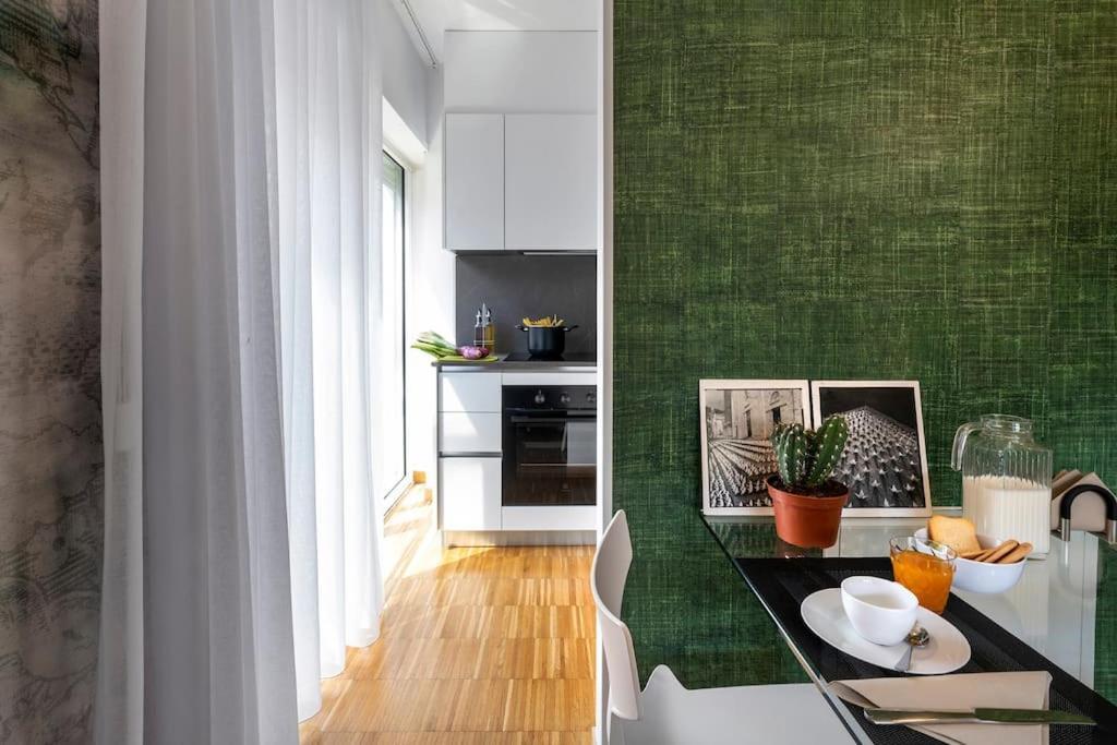 Apartment Vela Centro Con Garage *