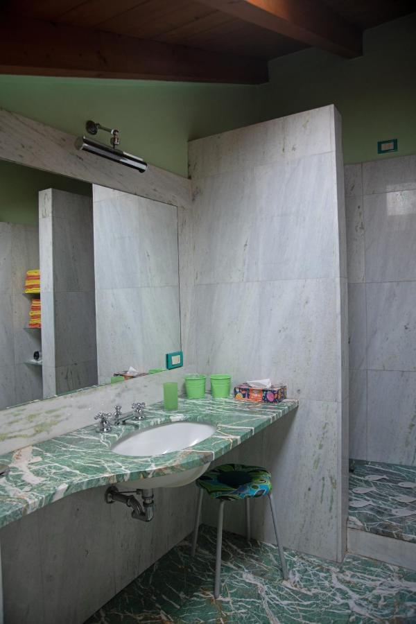Apartamento Casa Dolce Casa Alzaia Grande Milão