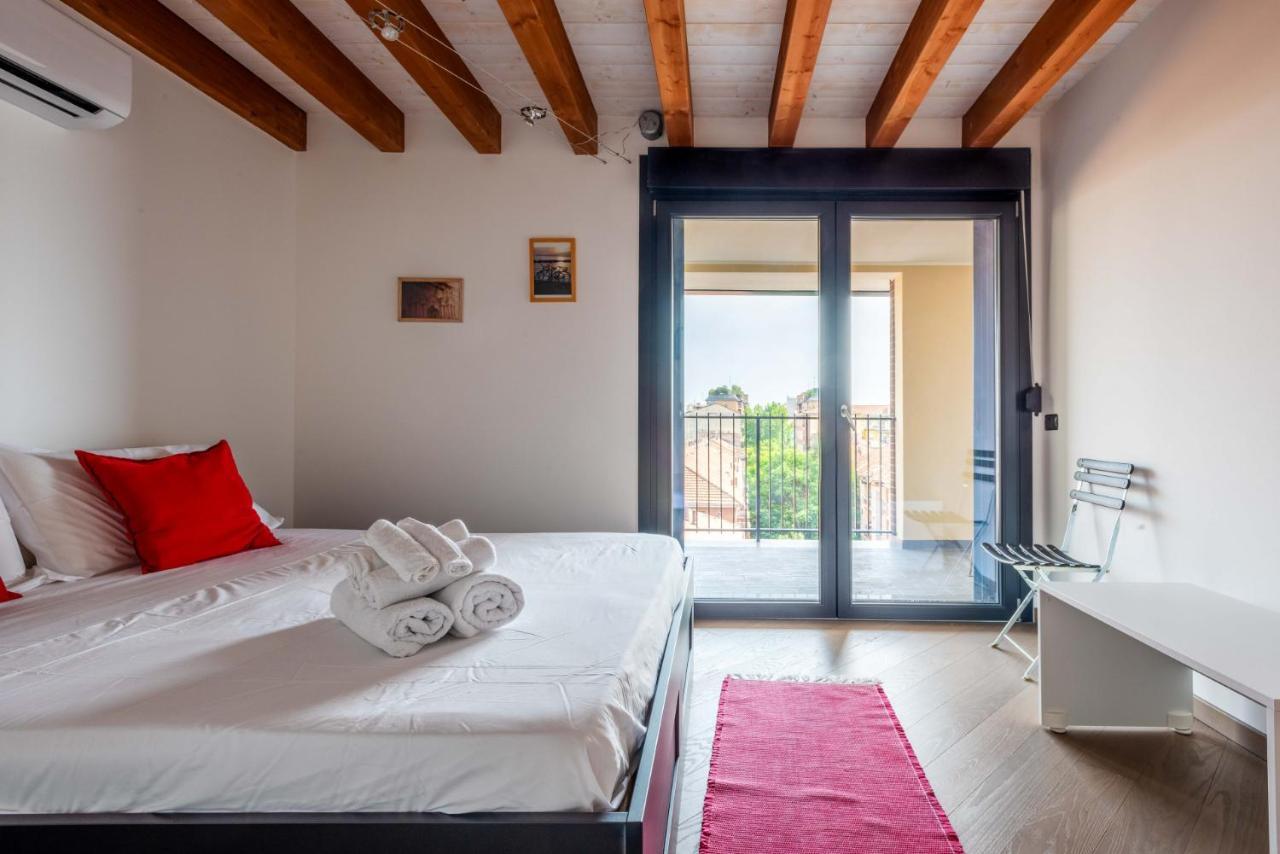 Amazing Flat With A View And Terrace On Navigli By Easylife * Mailand