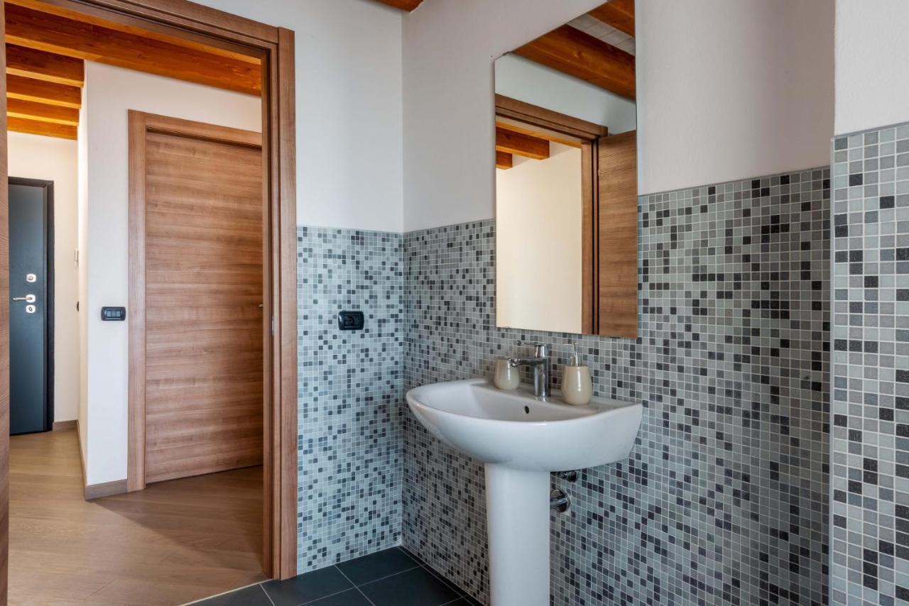 Apartment Amazing Flat With A View And Terrace On Navigli By Easylife Mailand