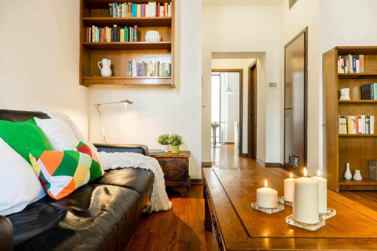 Ma08a Beautiful Flat With Terrace In Pta Nuova * Milão