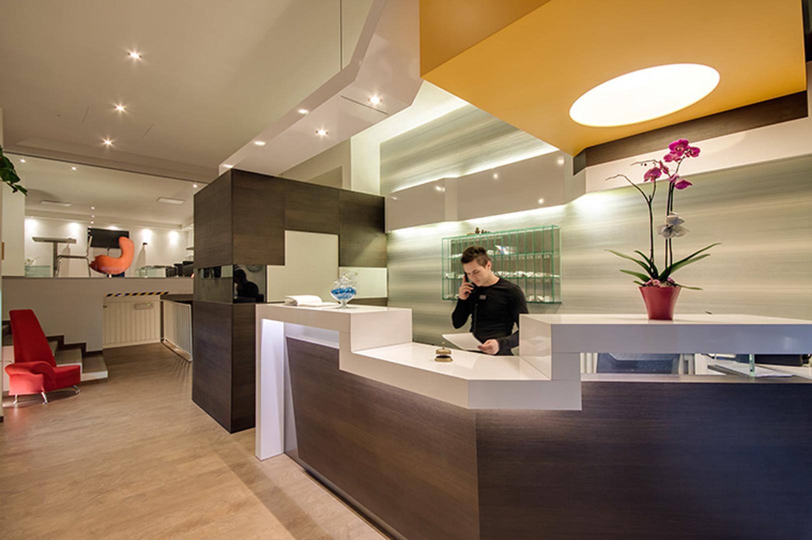 Hotel Genius Downtown 3*