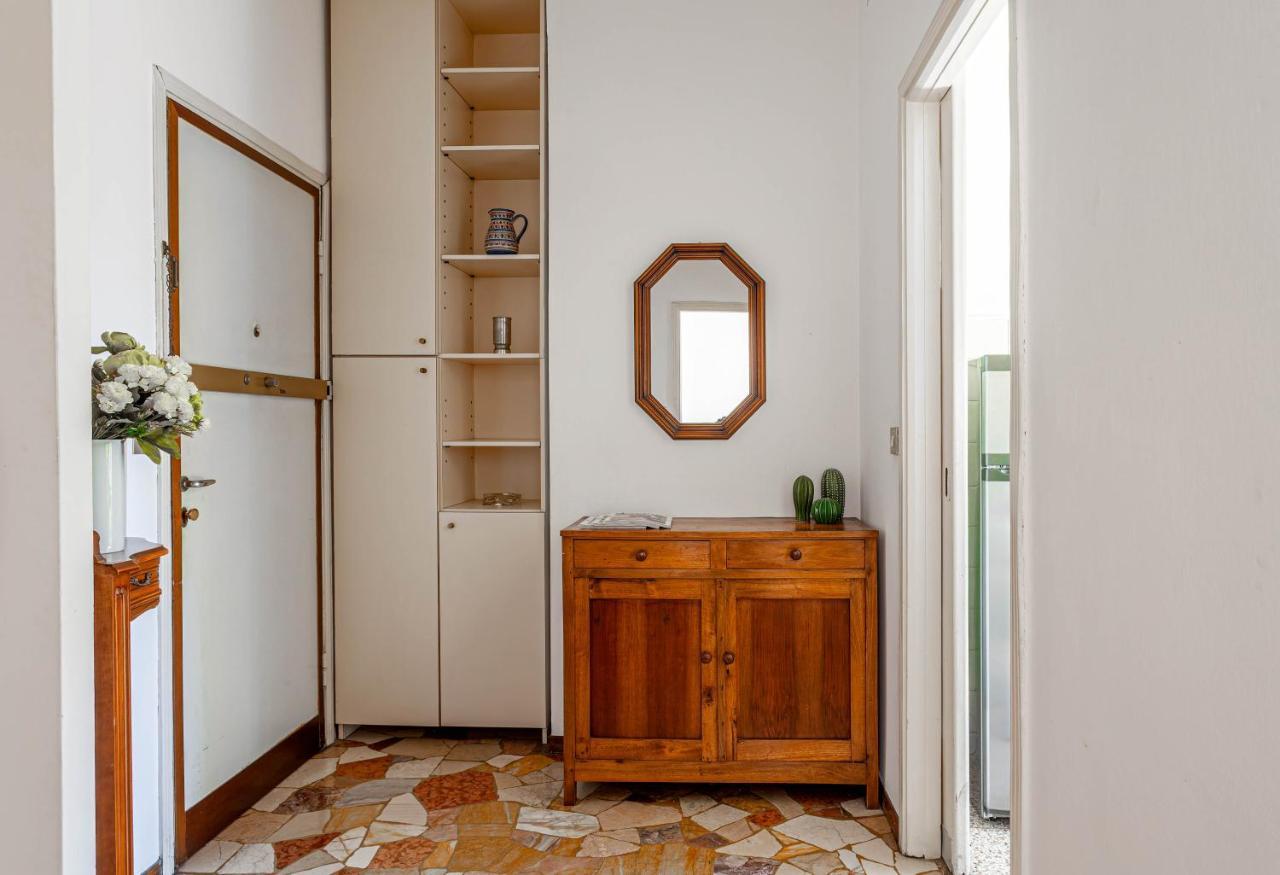 Cozy Cityscape - Quartiere Ortica Apartment *