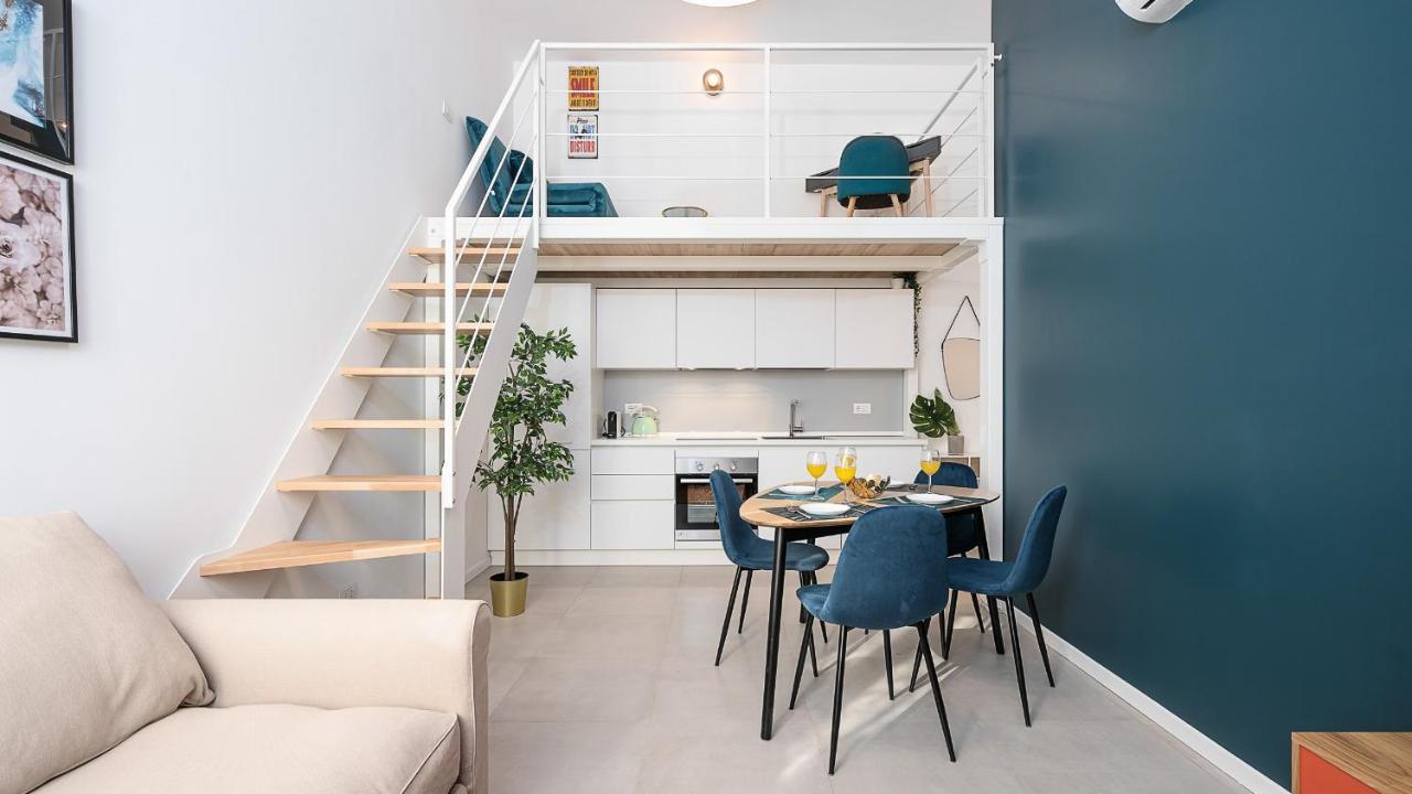 Classbnb - Due Moderni A 1km Dall'arco Della Pace Apartment *