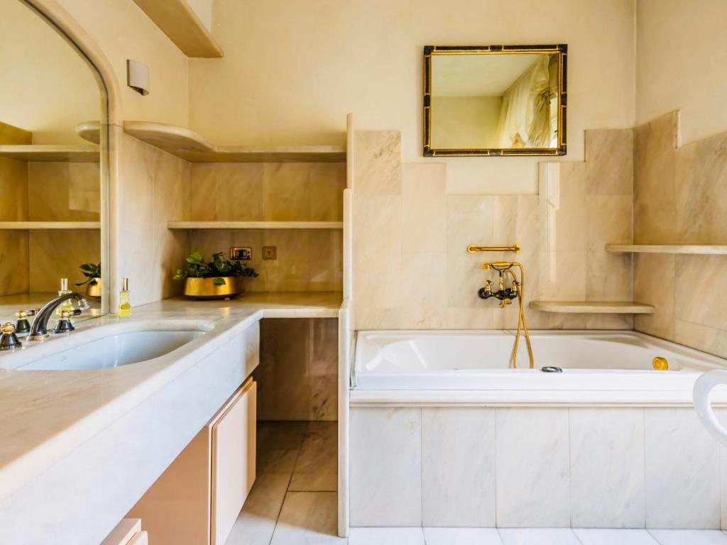 Luxury Design Place Repubblica Station Apartment