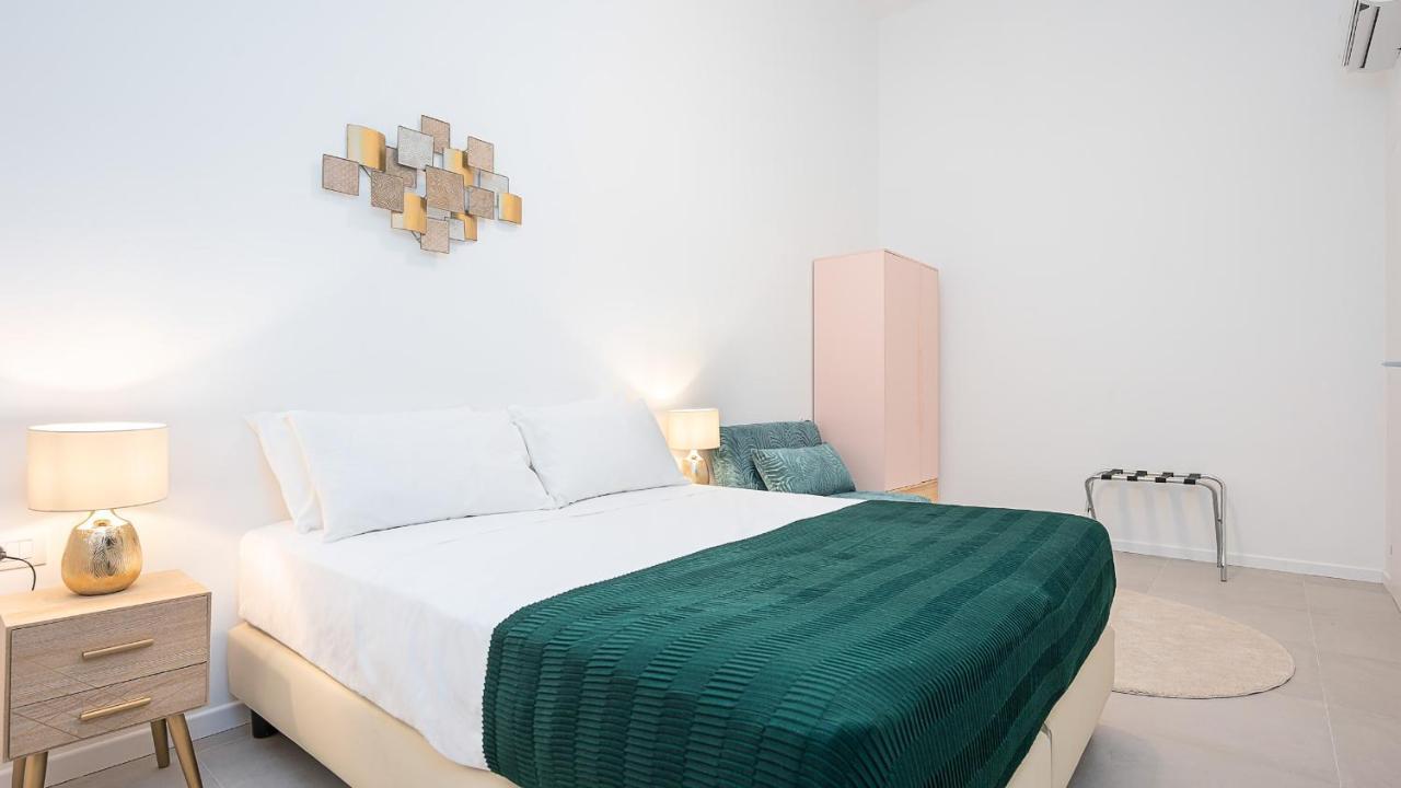 Classbnb - Due Moderni A 1km Dall'arco Della Pace *