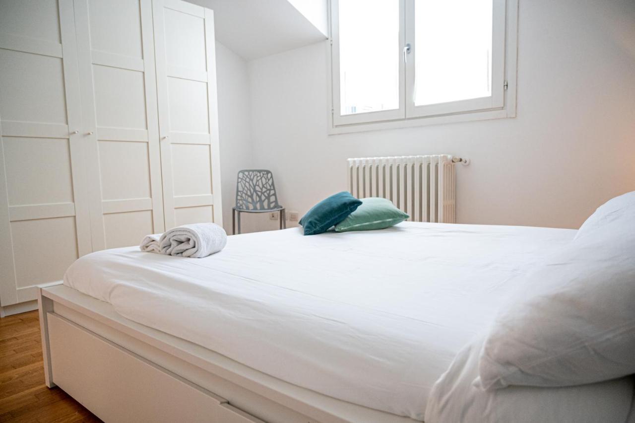 Apartment Trilocale Zona Farini/isola Milan
