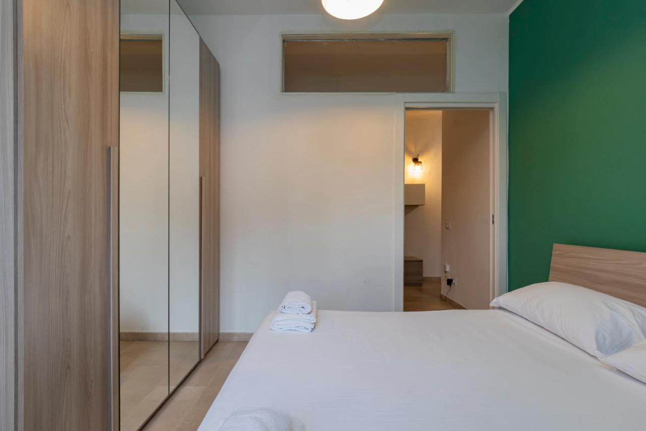 Apartment Luxury Near Navigli Carlo D'adda 29