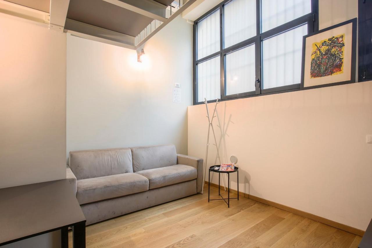 Modern Loft In Porta Venezia-hosted By Sweetstay