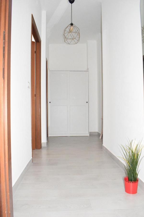 Apartment L'arche Comfort&relax - Gambara Square Di Via Palma Mailand